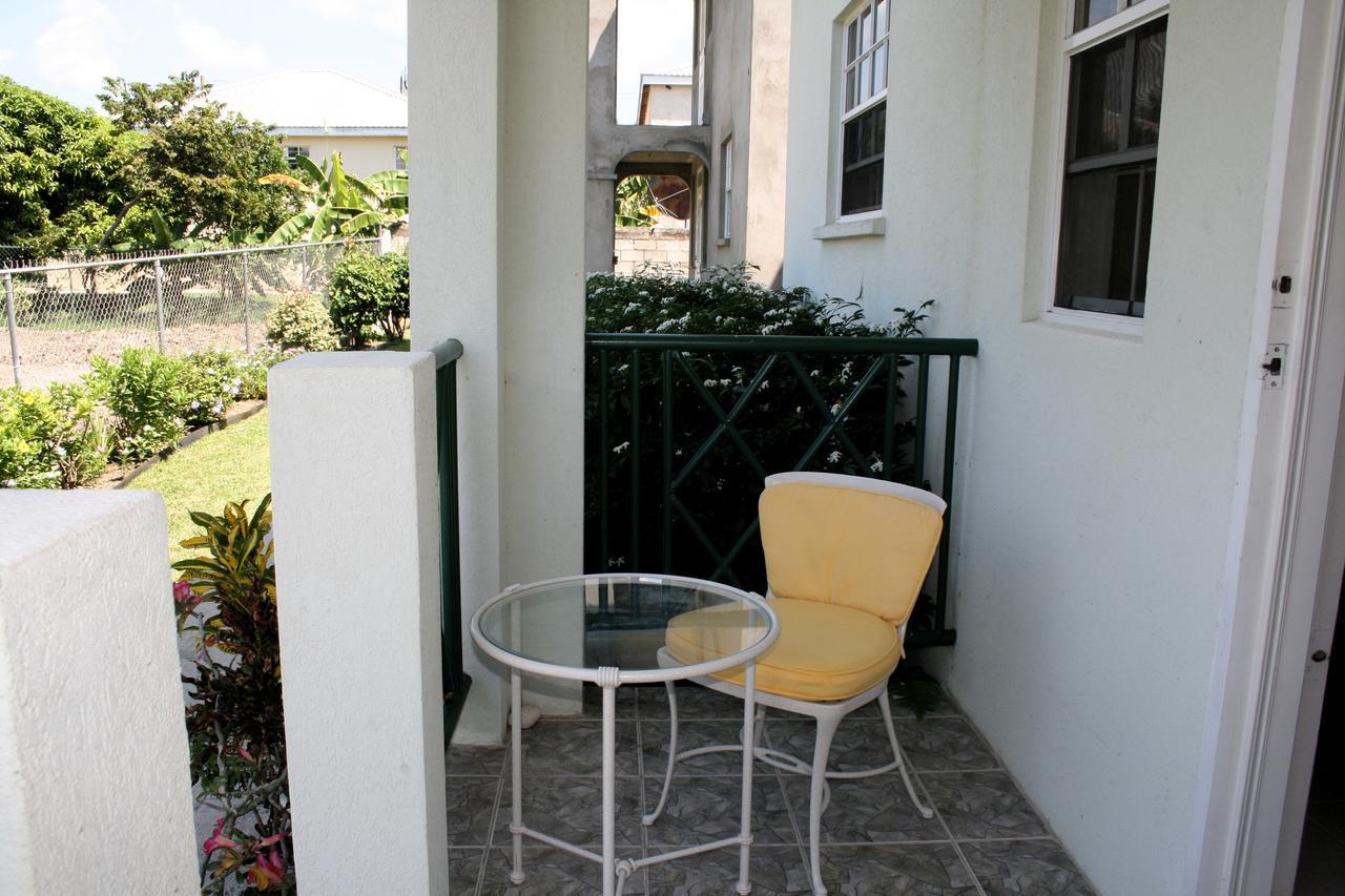 Miri-Joy Apartments Saint Peter Esterno foto